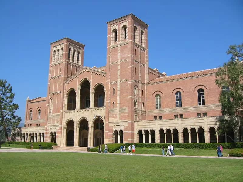University of California, Los Angeles campus — Royce Hall, University of California, Los Angeles (23-09-2003)