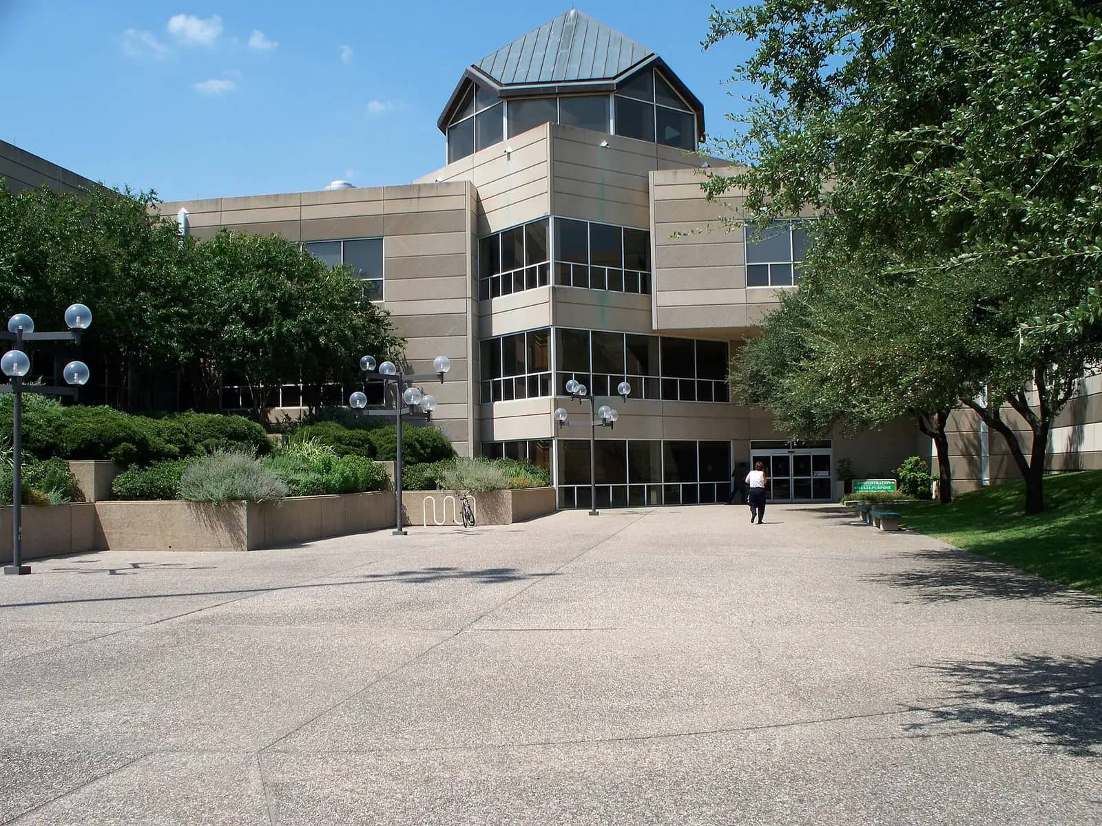 The University of Texas at Dallas campus — UTD Administration and Multipurpose Building